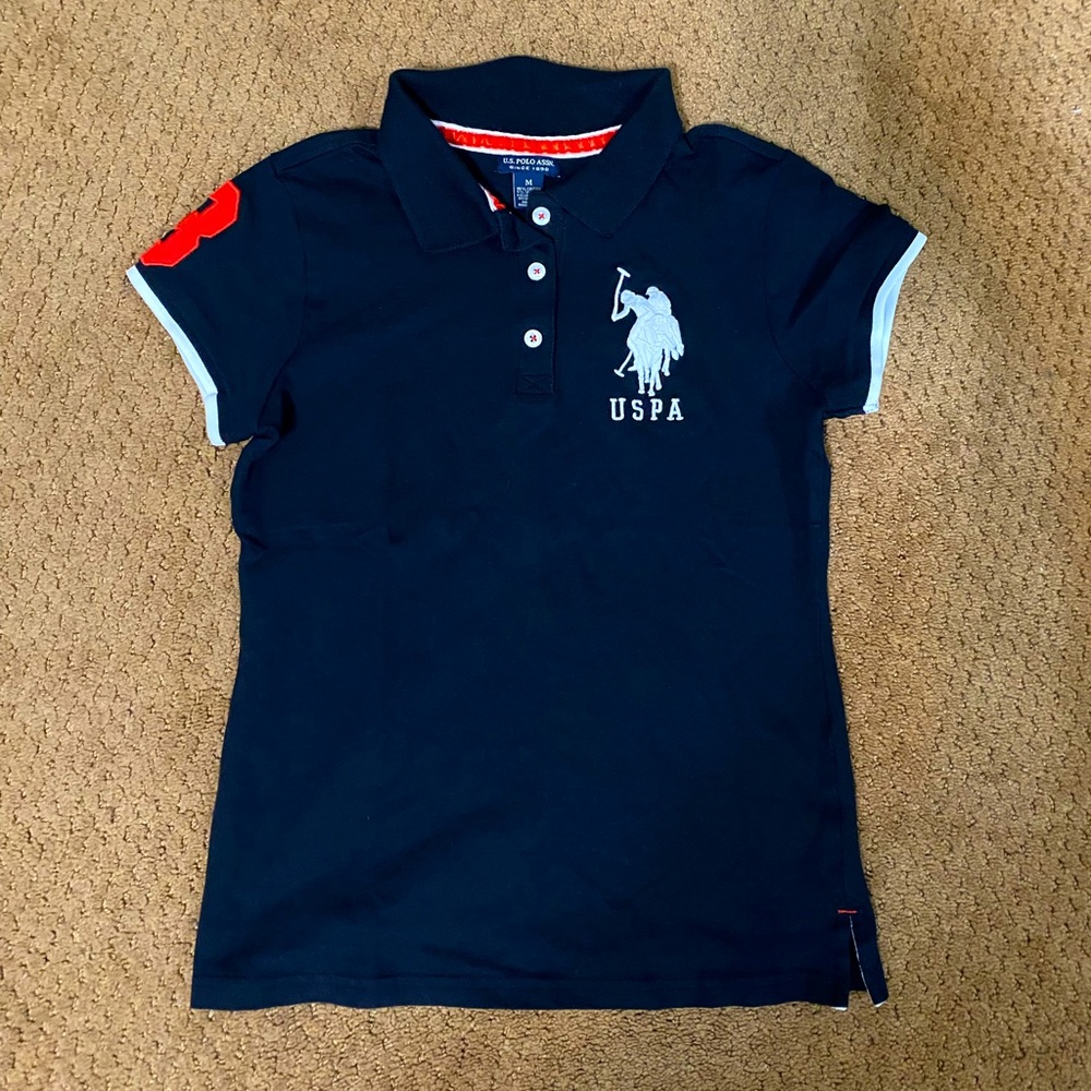 US POLO ASSN. size Medium womens polo. Excellent condition :)